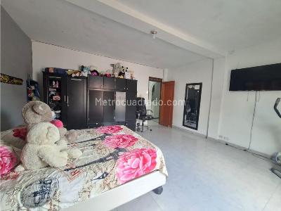 Casa de 5 alcobas en venta en Santa Fe \ Comuna 8, Cali, 123 m² · foto 6 de 16