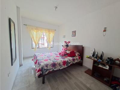 Casa de 5 alcobas en venta en Santa Fe \ Comuna 8, Cali, 123 m² · foto 9 de 16