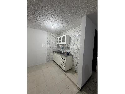 Casa de 5 alcobas en venta en Departamental, Cali, 270 m² · foto 3 de 13