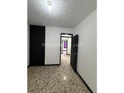 Casa de 5 alcobas en venta en Departamental, Cali, 270 m² · foto 10 de 13