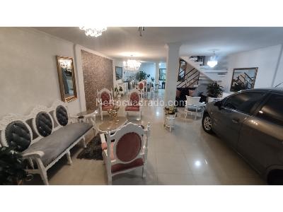 Casa de 4 alcobas en venta en Ciudad 2000, Cali, 108 m² · foto 2 de 20