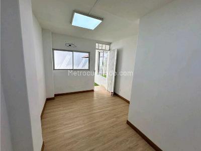 Casa de 5 alcobas en venta en Tequendama, Cali, 397 m² · foto 9 de 20