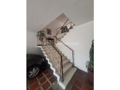 Casa de 3 alcobas en venta en San Vicente, Cali, 229 m² · foto 3 de 16