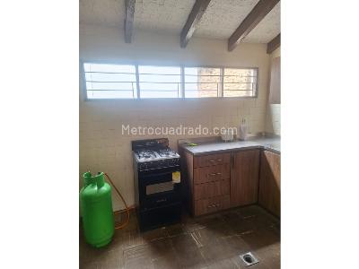 Casa de 3 alcobas en venta en San Vicente, Cali, 229 m² · foto 9 de 16