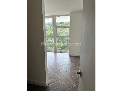Apartamento de 3 alcobas en venta en Santa Monica \ Comuna 2, Cali, 179 m² · foto 15 de 20