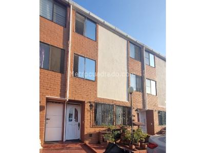 Casa de 4 alcobas en venta en El Limonar, Cali, 90 m² · foto 13 de 13