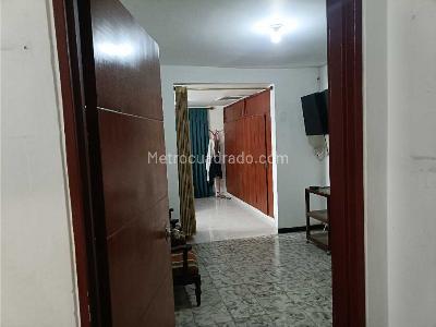 Casa de 4 alcobas en venta en Pampalinda, Cali, 212 m² · foto 11 de 17
