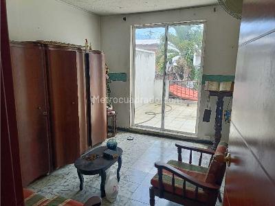 Casa de 4 alcobas en venta en Pampalinda, Cali, 212 m² · foto 12 de 17