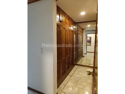 Apartamento de 3 alcobas en venta en El Ingenio \ Comuna 17, Cali, 142 m² · foto 15 de 20