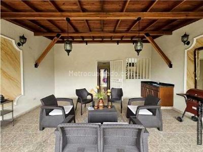 Casa de 5 alcobas en venta en Caney, Cali, 320 m² · foto 3 de 20