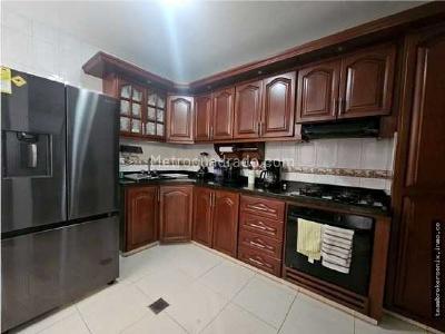 Casa de 5 alcobas en venta en Caney, Cali, 320 m² · foto 5 de 20