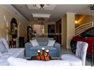 Casa de 5 alcobas en venta en Caney, Cali, 320 m² · foto 15 de 20
