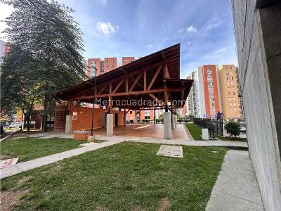 Apartamento de 2 alcobas en venta en Ciudad Melendez/ Comuna 18, Cali, 65 m² · foto 2 de 20
