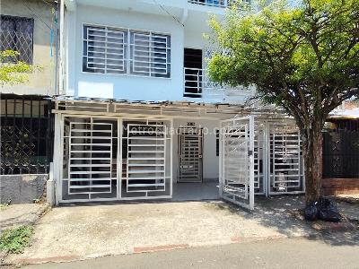 Casa de 5 alcobas en venta en 12 De Octubre, Cali, 210 m² · foto 3 de 20
