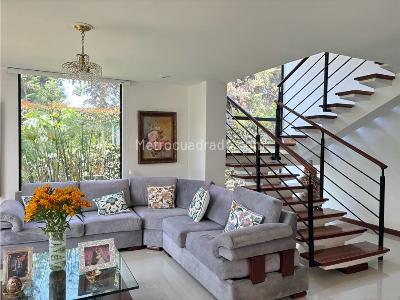 Casa de 4 alcobas en venta en Hacienda La Luna, Chía, 329 m² · foto 2 de 20