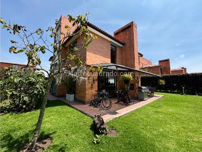 Casa de 4 alcobas en venta en Hacienda La Luna, Chía, 329 m² · foto 8 de 20