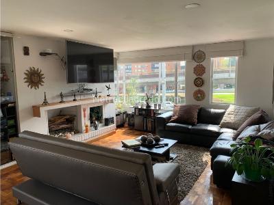 Apartamento de 3 alcobas en venta en La Castellana, Bogotá, 152 m² · foto 2 de 20