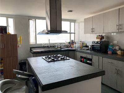 Apartamento de 3 alcobas en venta en La Castellana, Bogotá, 152 m² · foto 8 de 20