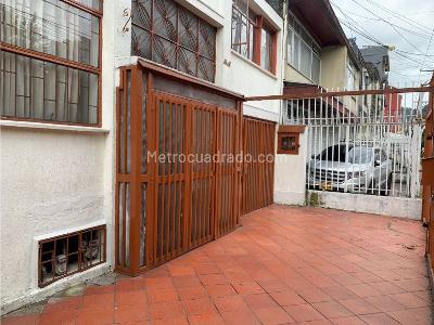 Casa en venta en San Luis, Bogotá · foto 3 de 20