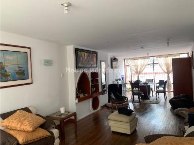 Casa en venta en San Luis, Bogotá · foto 4 de 20