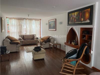Casa en venta en San Luis, Bogotá · foto 5 de 20