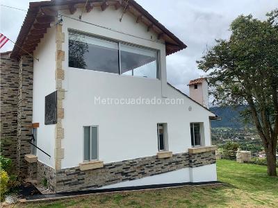 Casa de 5 alcobas en arriendo en Cerro La Conejera, Bogotá, 700 m² · foto 4 de 10