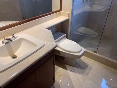 Apartamento de 4 alcobas en venta en Los Rosales, Bogotá, 510 m² · foto 15 de 20