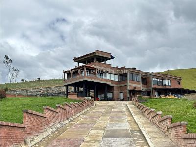 Casa en venta en San Jose, La Calera · foto 2 de 20