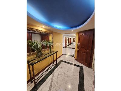 Apartamento de 3 alcobas en venta en Chico Oriental, Bogotá, 258 m² · foto 9 de 20
