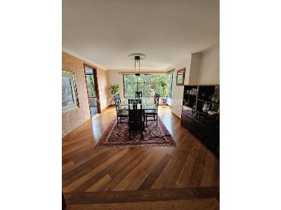 Apartamento de 3 alcobas en venta en Chico Oriental, Bogotá, 258 m² · foto 12 de 20