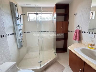 Casa de 5 alcobas en venta en Cerros De Yerbabuena, Chía, 555 m² · foto 16 de 20