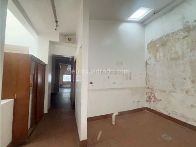 Casa de 5 alcobas en venta en Chapinero Alto, Bogotá, 450 m² · foto 16 de 20