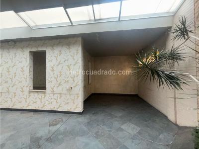 Casa de 5 alcobas en venta en Chapinero Alto, Bogotá, 450 m² · foto 17 de 20