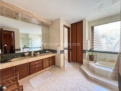 Casa de 3 alcobas en venta en La Calera, La Calera, 380 m² · foto 19 de 20