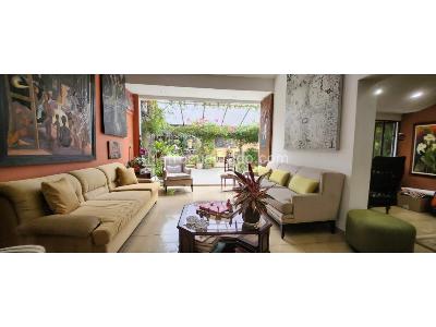 Casa de 5 alcobas en venta en Niza, Bogotá, 455 m² · foto 11 de 20