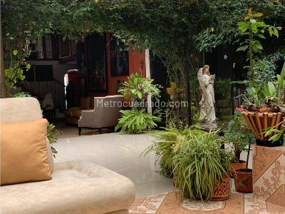 Casa de 5 alcobas en venta en Niza, Bogotá, 455 m² · foto 20 de 20