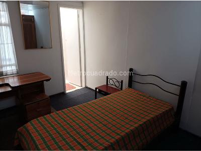 Casa de 5 alcobas en venta en La Soledad, Bogotá, 300 m² · foto 8 de 20