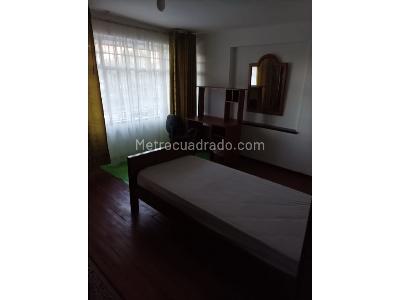 Casa de 5 alcobas en venta en La Soledad, Bogotá, 300 m² · foto 10 de 20