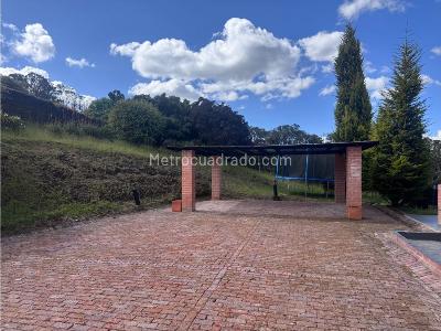Casa de 4 alcobas en venta en Yerbabuena, Chía, 420 m² · foto 3 de 20