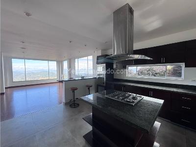 Casa de 4 alcobas en venta en Yerbabuena, Chía, 420 m² · foto 6 de 20