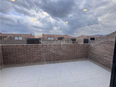 Casa de 2 alcobas en venta en La Floresta, Chía, 128 m² · foto 14 de 16