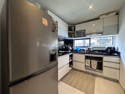 Apartamento de 3 alcobas en venta en Bella Suiza, Bogotá, 103 m² · foto 5 de 20