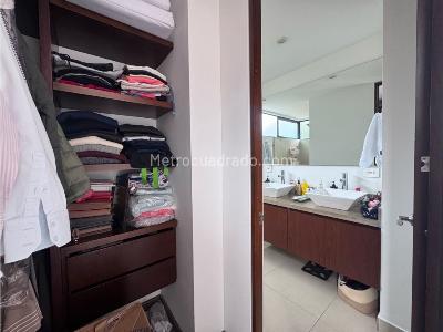 Apartamento de 3 alcobas en venta en Bella Suiza, Bogotá, 103 m² · foto 16 de 20