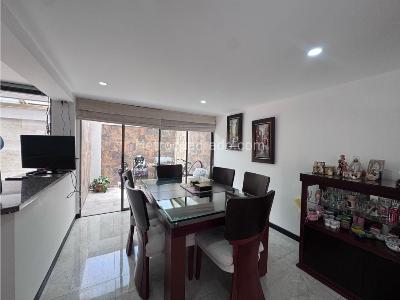 Casa de 3 alcobas en venta en Balmoral, Chía, 230 m² · foto 4 de 20