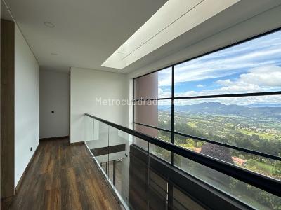Casa de 4 alcobas en venta en Cerros De Yerbabuena, Chía, 750 m² · foto 9 de 20