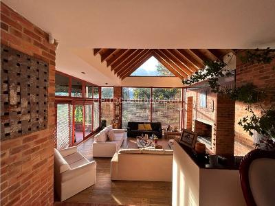 Casa de 4 alcobas en venta en La Calera, La Calera, 510 m² · foto 14 de 17