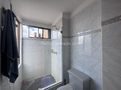 Apartaestudio en venta en Chapinero Alto, Bogotá, 52 m² · foto 11 de 14