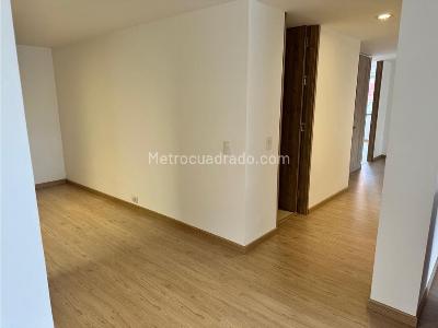 Apartamento de 3 alcobas en venta en Santa Barbara, Bogotá, 180 m² · foto 14 de 20