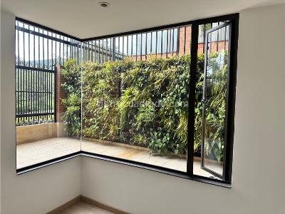 Apartamento de 3 alcobas en venta en Santa Barbara, Bogotá, 180 m² · foto 16 de 20