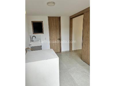Apartamento de 3 alcobas en venta en Santa Barbara, Bogotá, 180 m² · foto 3 de 20
